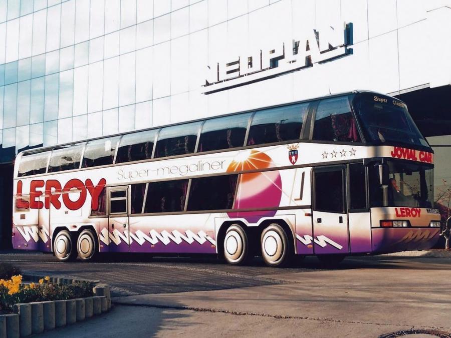  Neoplan Megaliner 1994 года  (фото 4 из 12)
